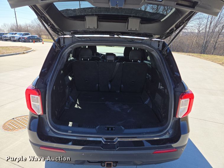 image for item EQ6802 2020 Ford Explorer Police Interceptor SUV