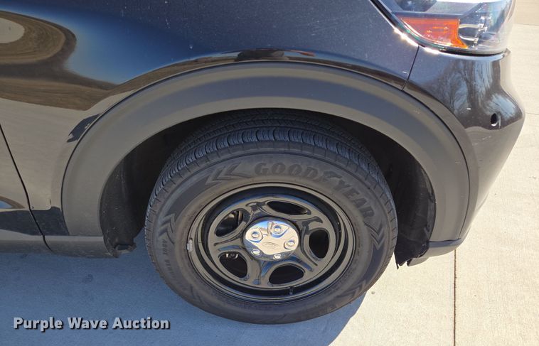 image for item EQ6802 2020 Ford Explorer Police Interceptor SUV