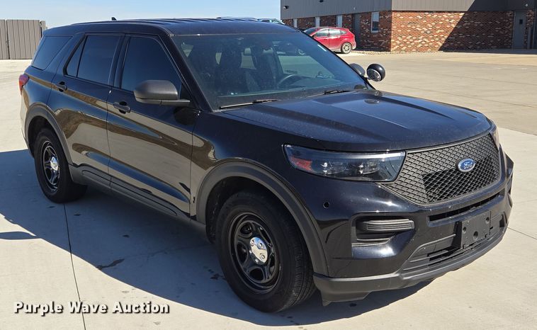 image for item EQ6803 2020 Ford  Explorer Police Interceptor SUV