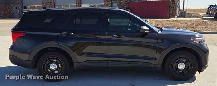 image for item EQ6803 2020 Ford  Explorer Police Interceptor SUV