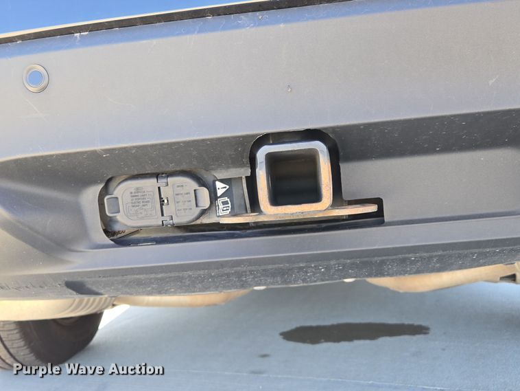 image for item EQ6803 2020 Ford  Explorer Police Interceptor SUV