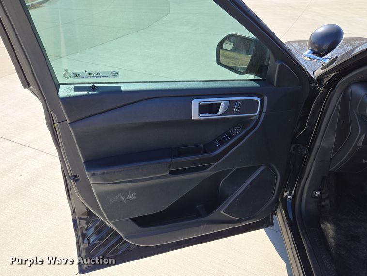 image for item EQ6803 2020 Ford  Explorer Police Interceptor SUV