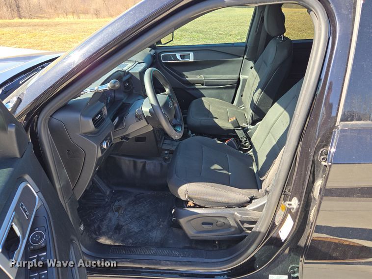image for item EQ6803 2020 Ford  Explorer Police Interceptor SUV