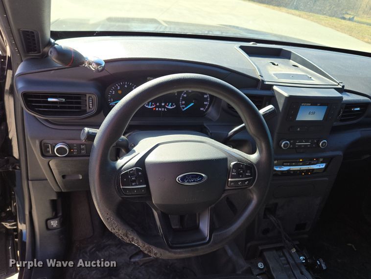 image for item EQ6803 2020 Ford  Explorer Police Interceptor SUV