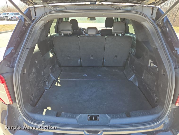 image for item EQ6803 2020 Ford  Explorer Police Interceptor SUV