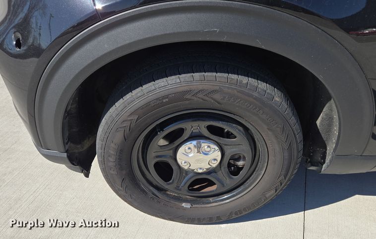 image for item EQ6803 2020 Ford  Explorer Police Interceptor SUV