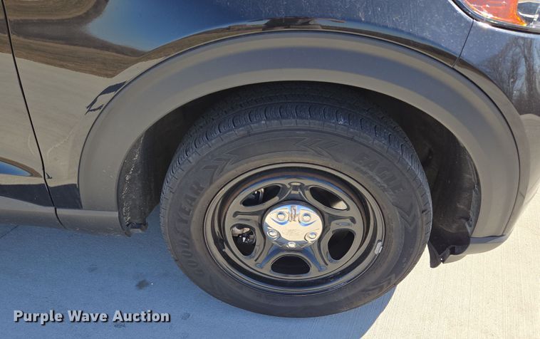 image for item EQ6803 2020 Ford  Explorer Police Interceptor SUV