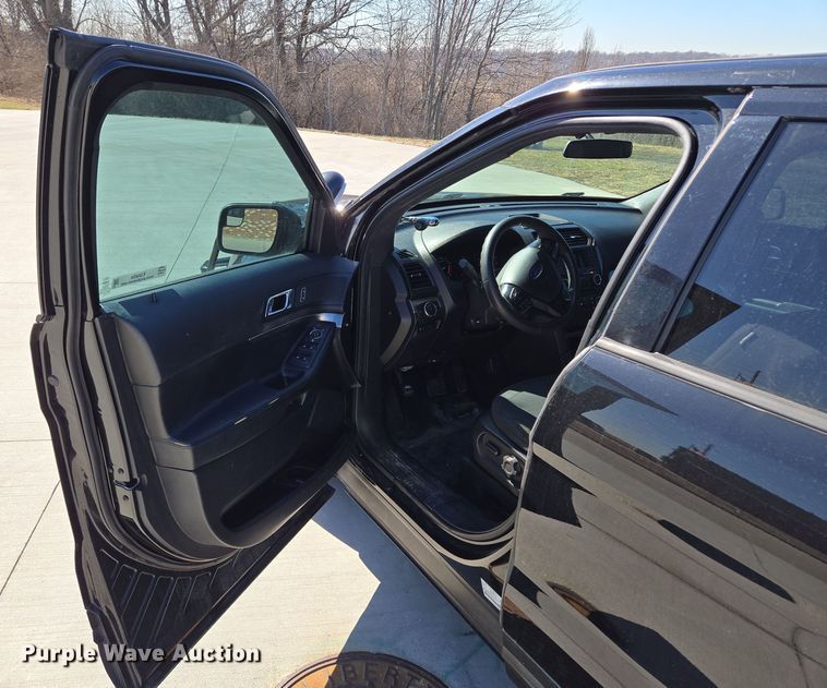 image for item EQ6804 2018 Ford Explorer Police interceptor  SUV