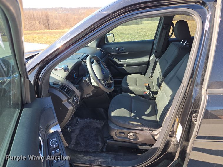 image for item EQ6804 2018 Ford Explorer Police interceptor  SUV