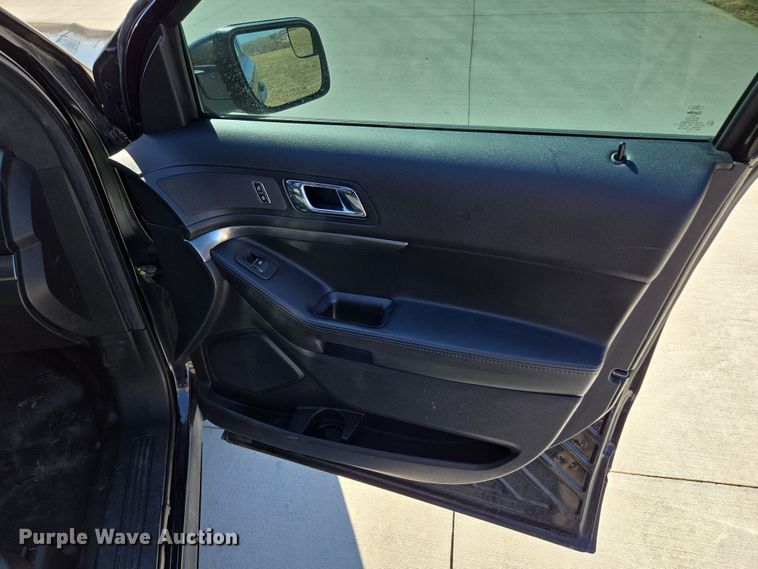 image for item EQ6804 2018 Ford Explorer Police interceptor  SUV