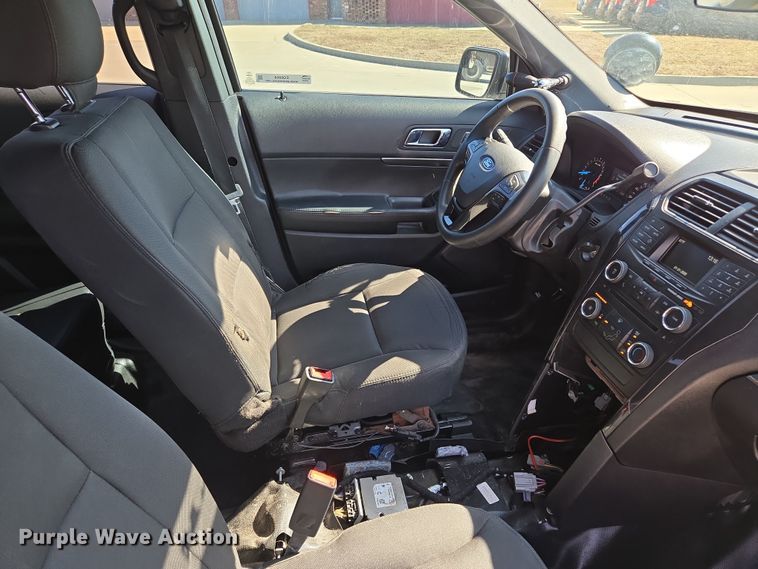 image for item EQ6804 2018 Ford Explorer Police interceptor  SUV