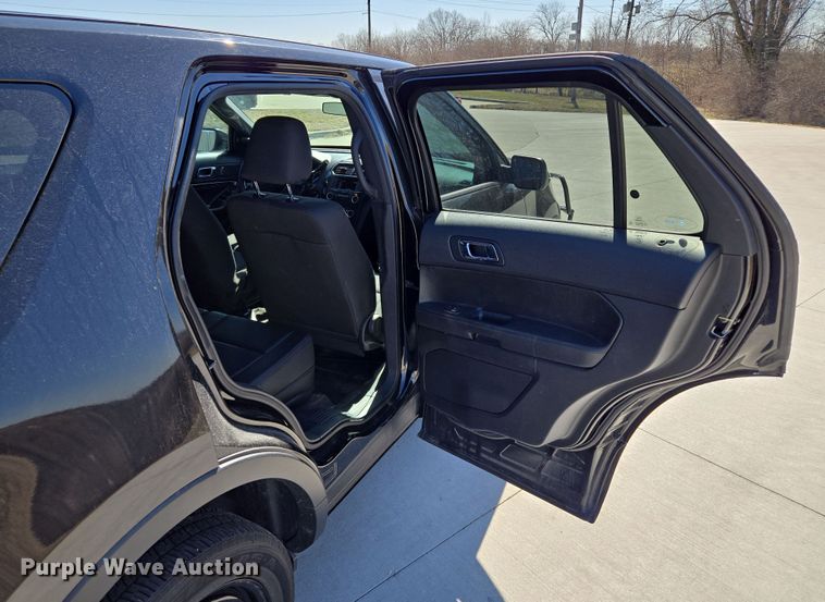 image for item EQ6804 2018 Ford Explorer Police interceptor  SUV