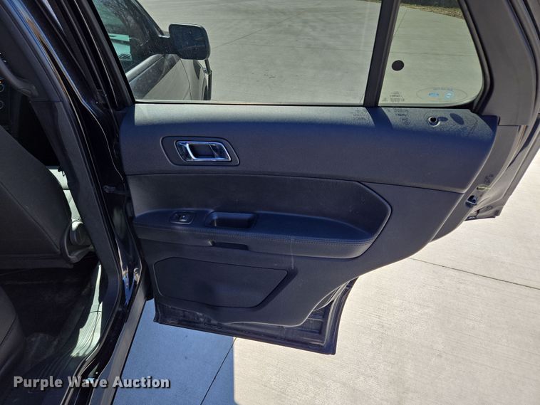 image for item EQ6804 2018 Ford Explorer Police interceptor  SUV