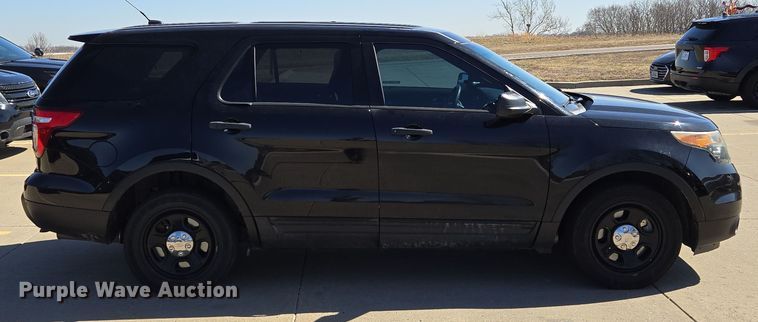 image for item EQ6805 2015 Ford  Explorer Police Interceptor SUV