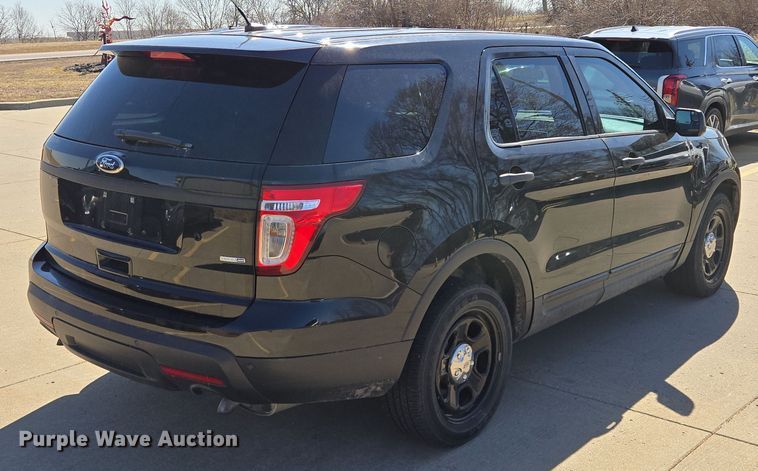 image for item EQ6805 2015 Ford  Explorer Police Interceptor SUV