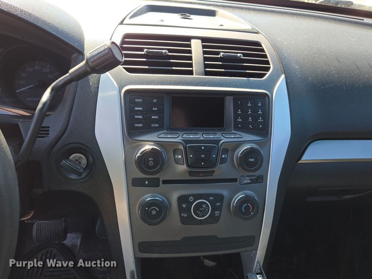 image for item EQ6805 2015 Ford  Explorer Police Interceptor SUV