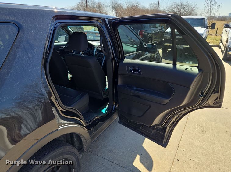 image for item EQ6805 2015 Ford  Explorer Police Interceptor SUV