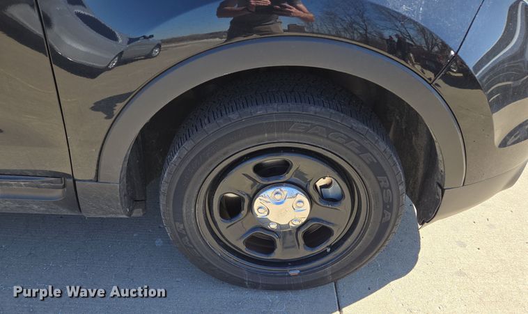 image for item EQ6805 2015 Ford  Explorer Police Interceptor SUV