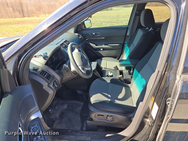 image for item EQ6807 2014 Ford Explorer Police Interceptor SUV
