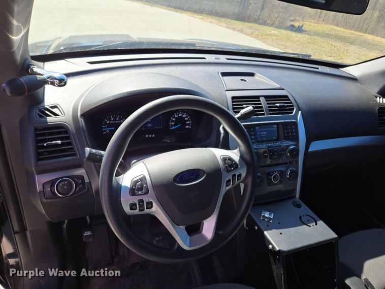 image for item EQ6807 2014 Ford Explorer Police Interceptor SUV