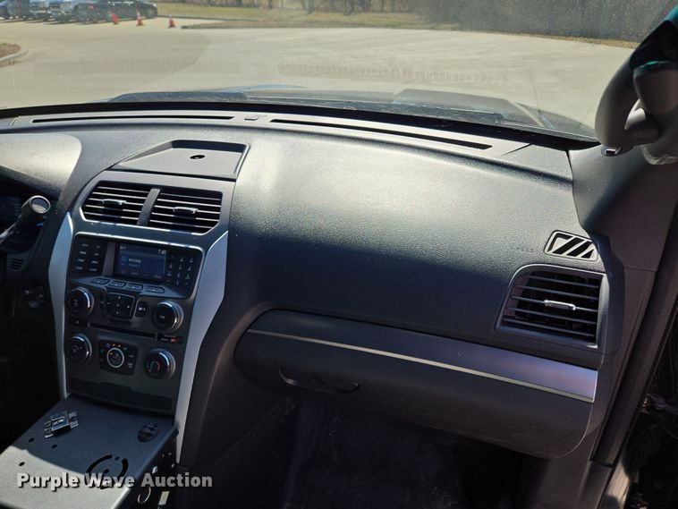 image for item EQ6807 2014 Ford Explorer Police Interceptor SUV