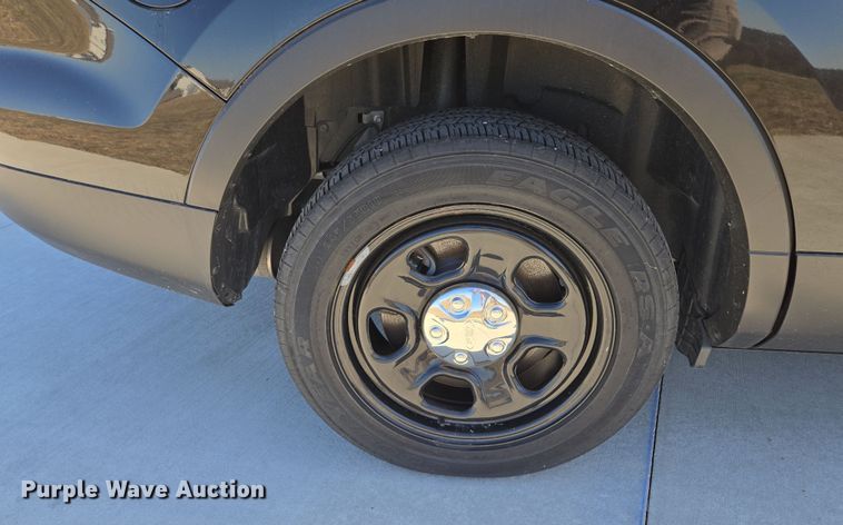 image for item EQ6807 2014 Ford Explorer Police Interceptor SUV