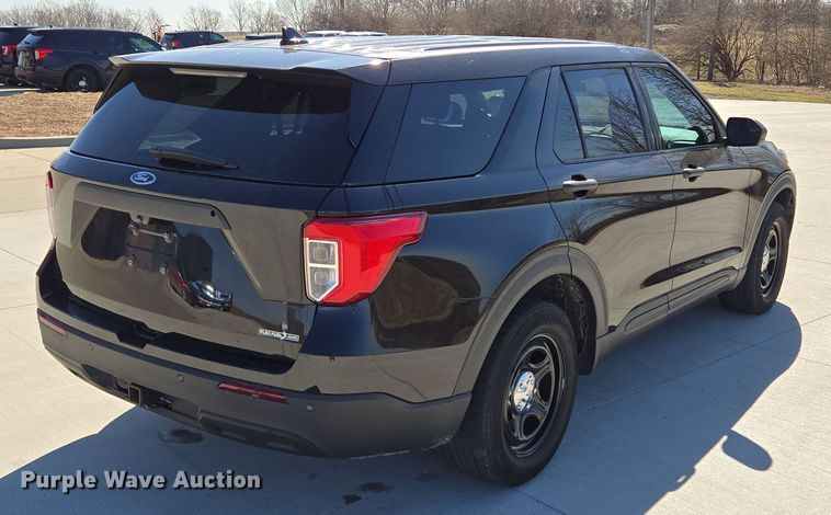 image for item EQ6808 2020 Ford Explorer Police Interceptor  SUV