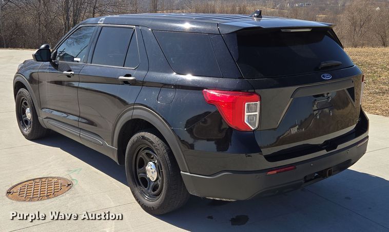 image for item EQ6808 2020 Ford Explorer Police Interceptor  SUV