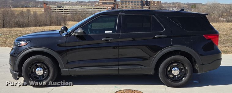 image for item EQ6808 2020 Ford Explorer Police Interceptor  SUV