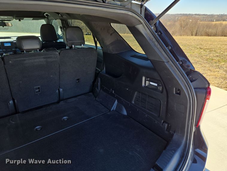 image for item EQ6808 2020 Ford Explorer Police Interceptor  SUV