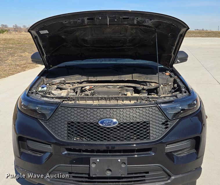 image for item EQ6808 2020 Ford Explorer Police Interceptor  SUV