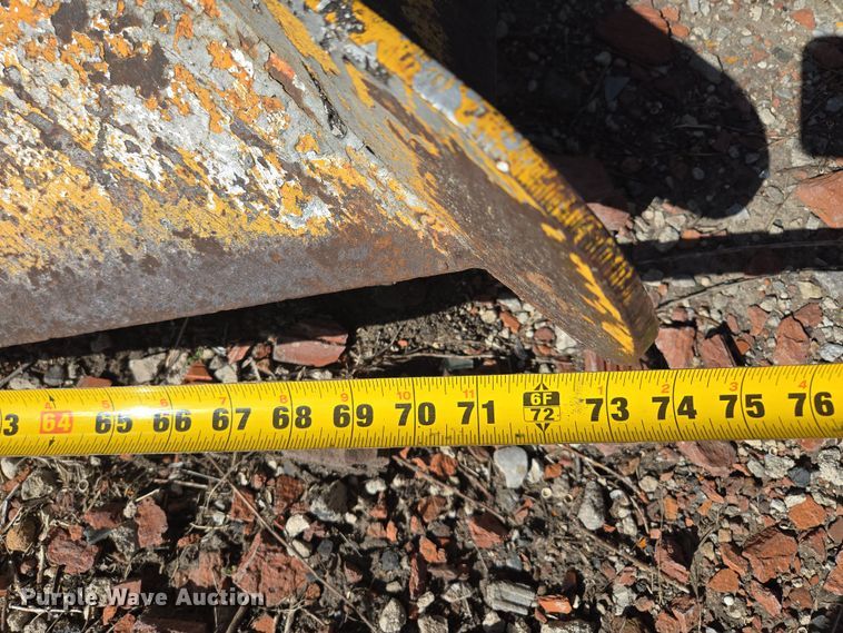 image for item EQ6830 Motor grader V plow 