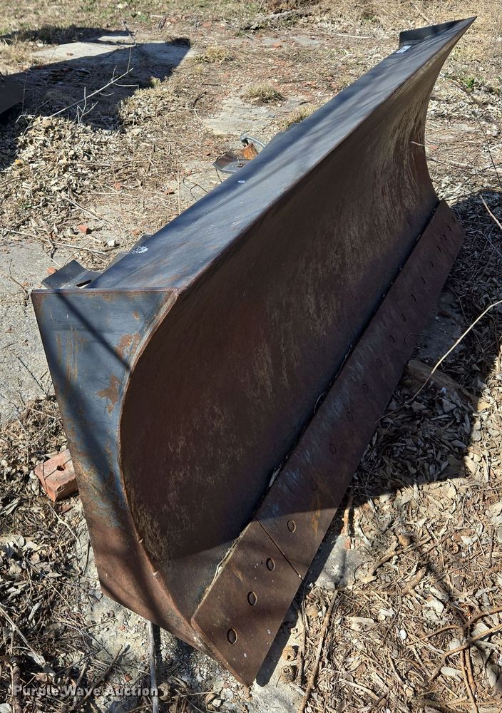 image for item EQ6831 V.W.S 8' W motor grader blade 