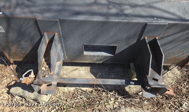 image for item EQ6831 V.W.S 8' W motor grader blade 