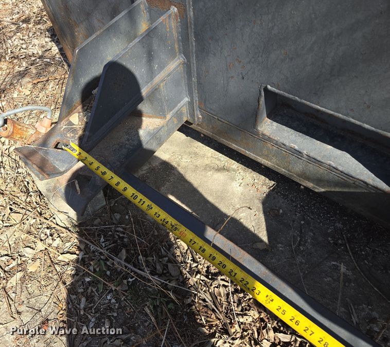 image for item EQ6831 V.W.S 8' W motor grader blade 