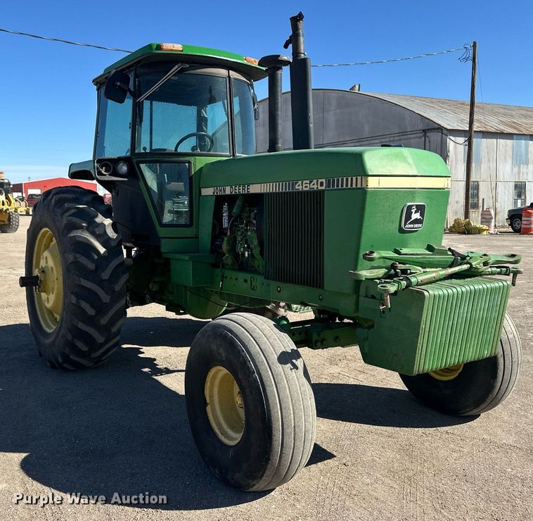 image for item ER8894 1982 John Deere 4640 tractor