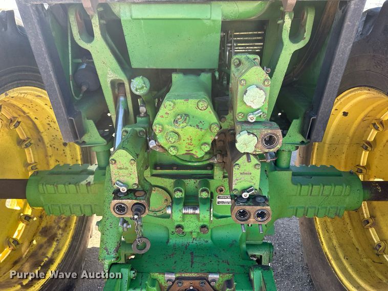 image for item ER8894 1982 John Deere 4640 tractor