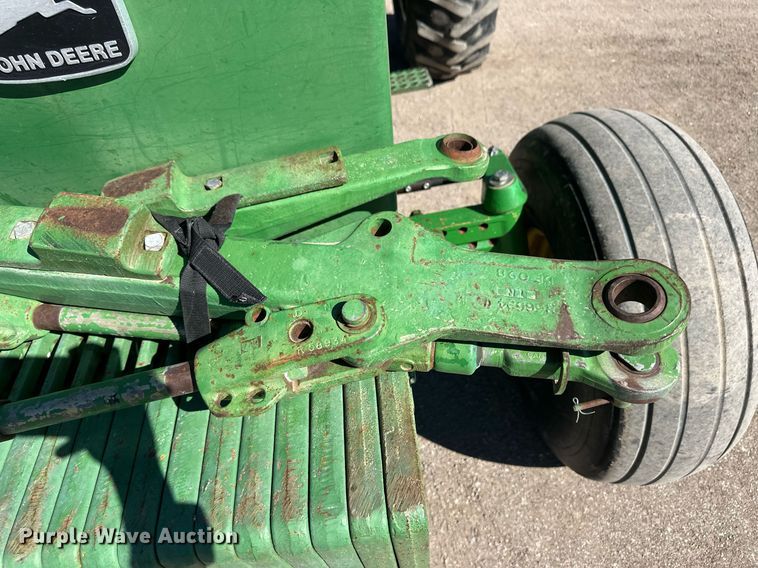 image for item ER8894 1982 John Deere 4640 tractor