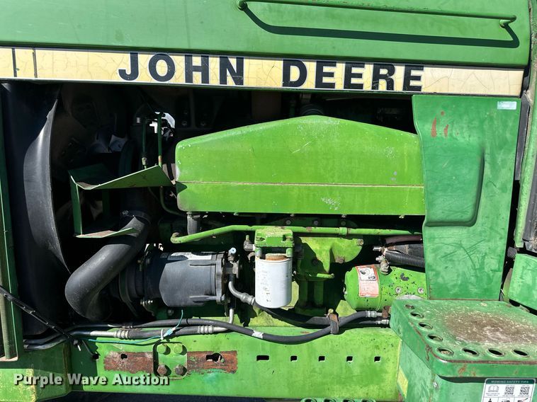 image for item ER8894 1982 John Deere 4640 tractor