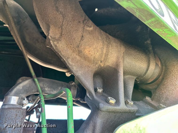 image for item ER8894 1982 John Deere 4640 tractor