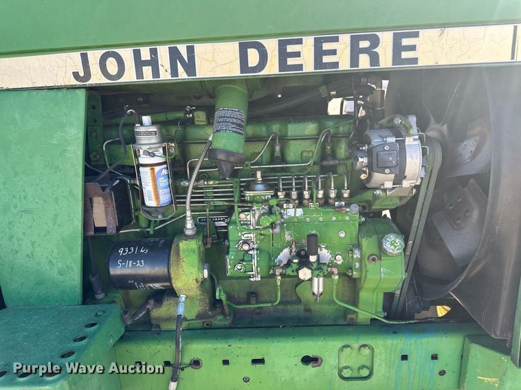 image for item ER8894 1982 John Deere 4640 tractor