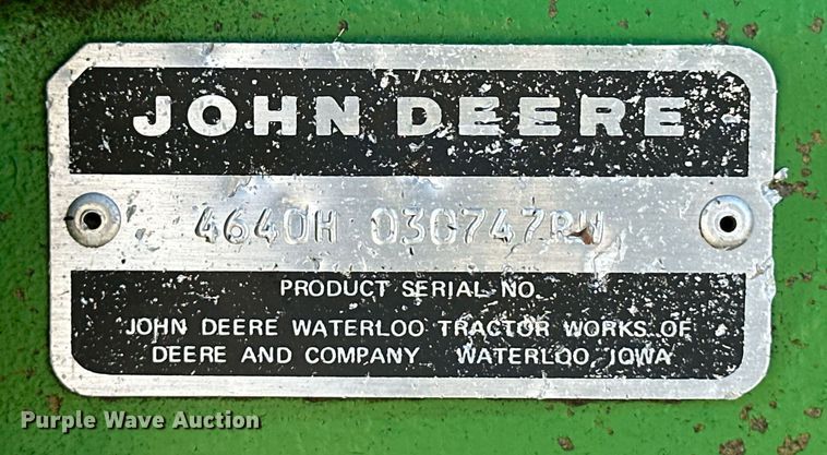 image for item ER8894 1982 John Deere 4640 tractor