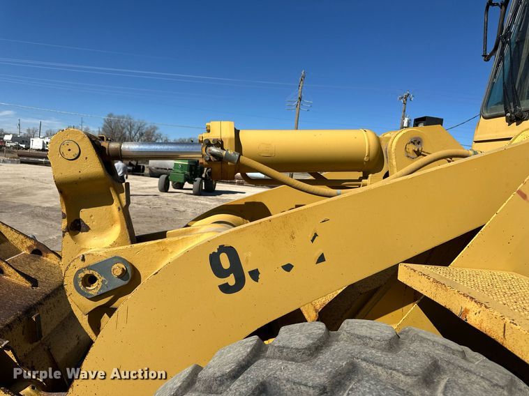 image for item ER8895 1991 Caterpillar 950F wheel loader