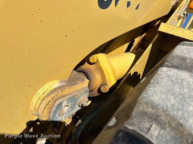 image for item ER8895 1991 Caterpillar 950F wheel loader