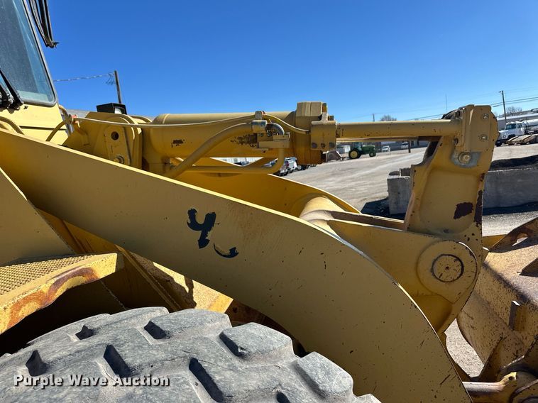 image for item ER8895 1991 Caterpillar 950F wheel loader