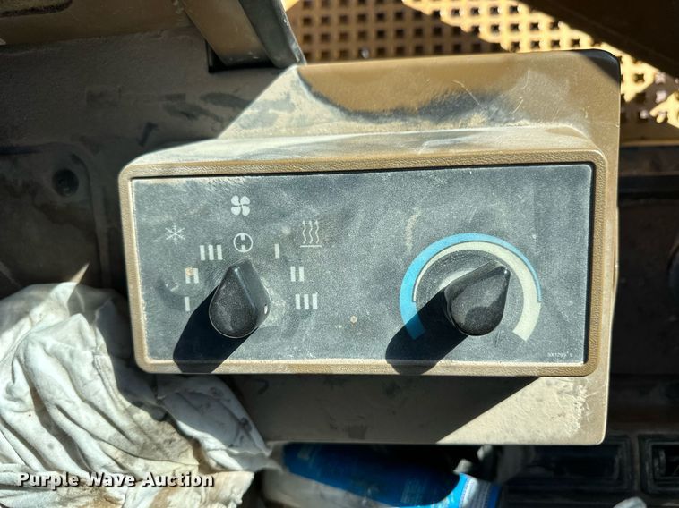 image for item ER8895 1991 Caterpillar 950F wheel loader