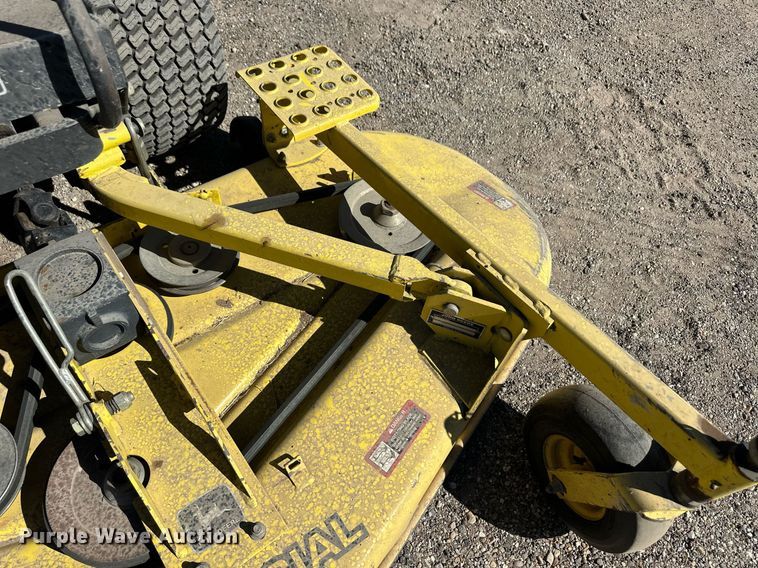 image for item ER8898 1994 John Deere F935 lawn mower