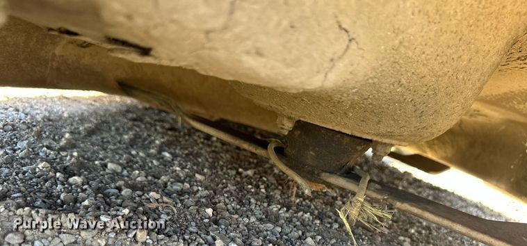 image for item ER8898 1994 John Deere F935 lawn mower