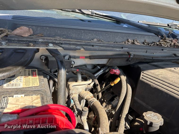 image for item EY9915 2008 Chevrolet Suburban SUV