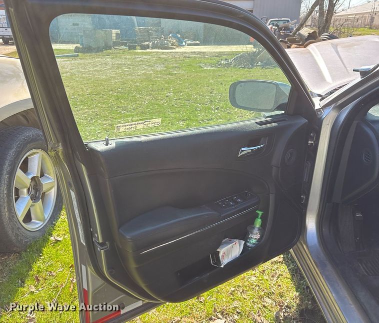 image for item EY9916 2014 Dodge Charger Police 